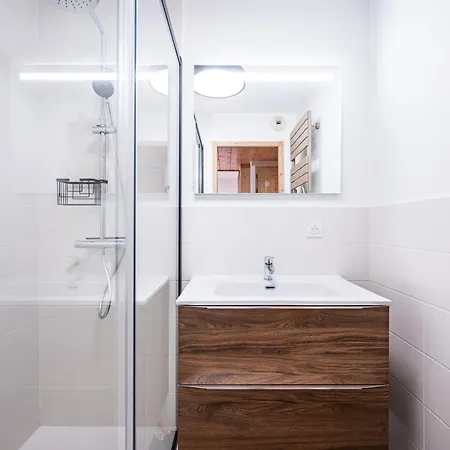Lumineux Proche Des Pistes - 4 Pers. Appartement *